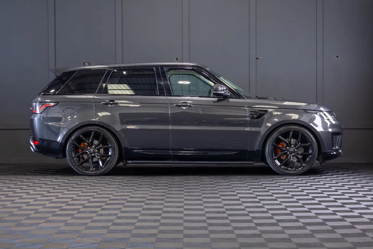 192 Range Rover Sport HSE 3.0 SDV6 - Image 2
