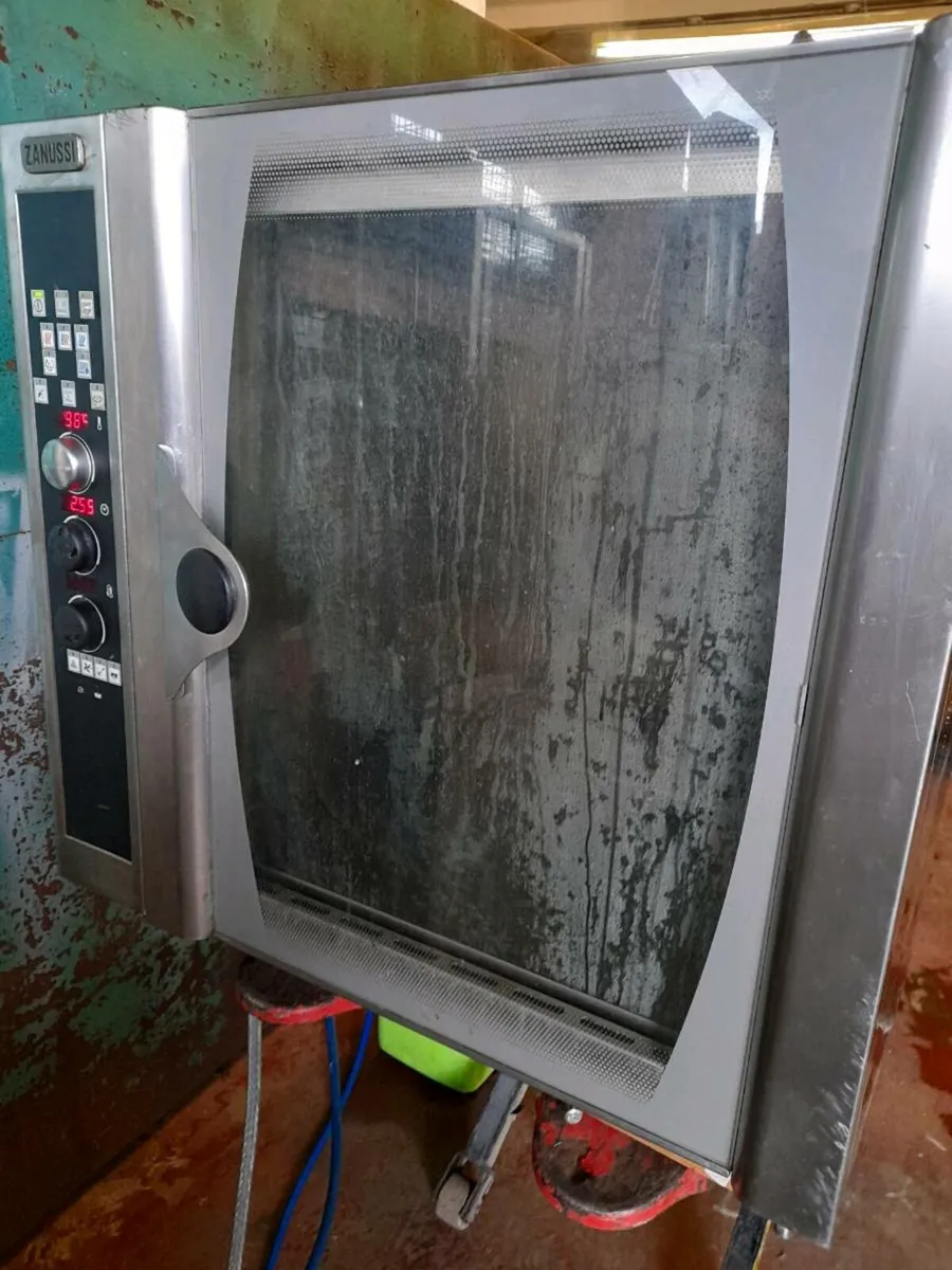 Oven Electric Commercial Oven ZANUSSI 10 - Image 2