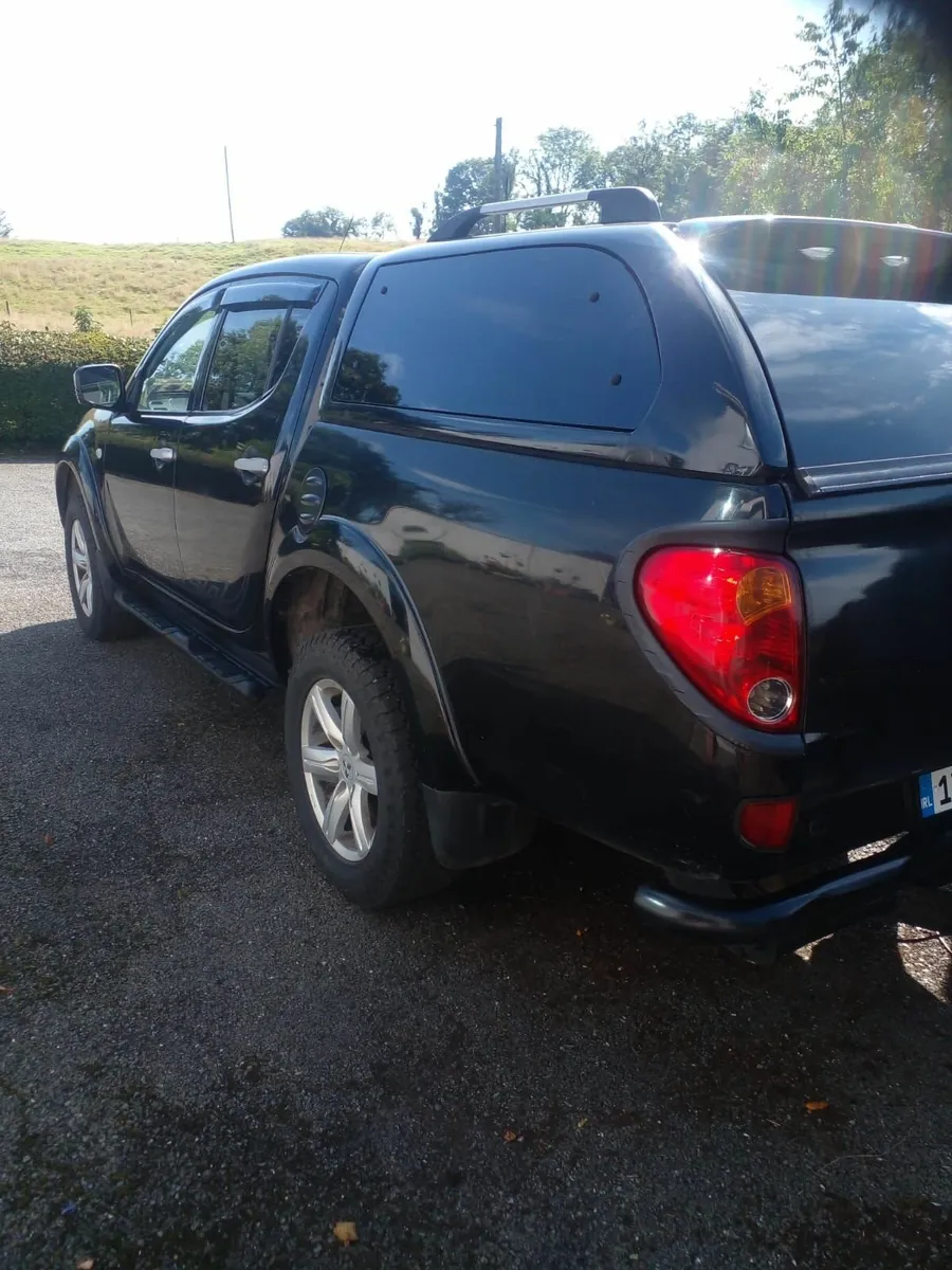 Mitsubishi L200 2013 Barbarian - Image 2