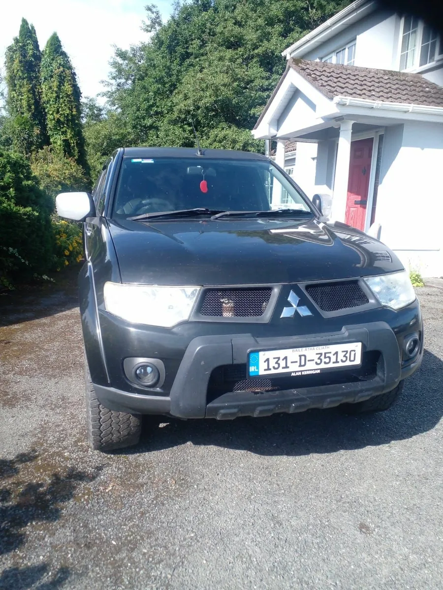 Mitsubishi L200 2013 Barbarian - Image 4