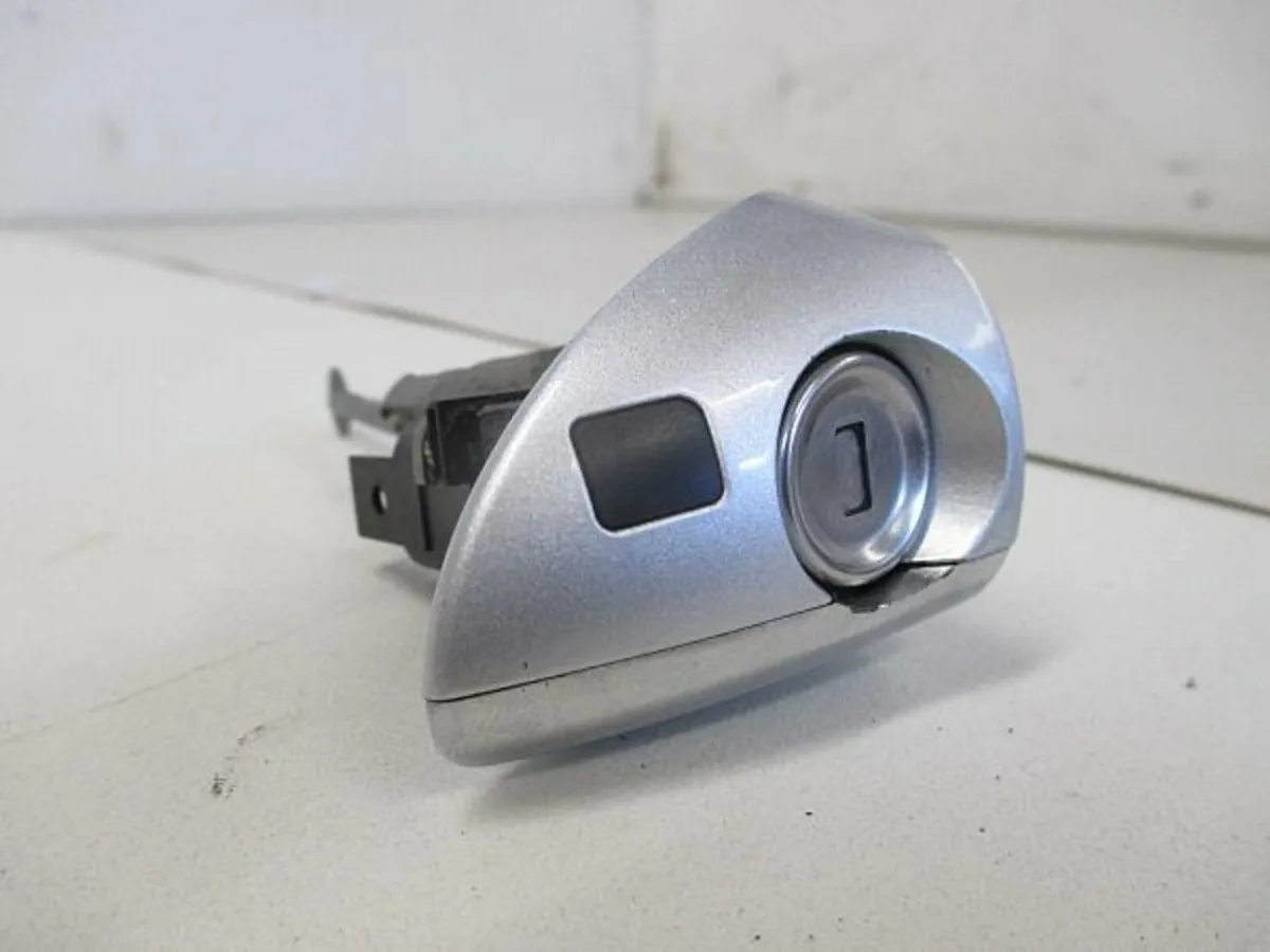 Mercedes CLK door lock