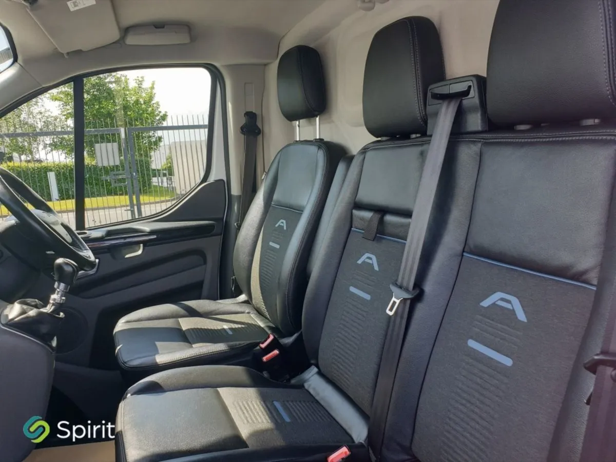 Ford Transit Custom 300L Active 170PS LWB - Image 3