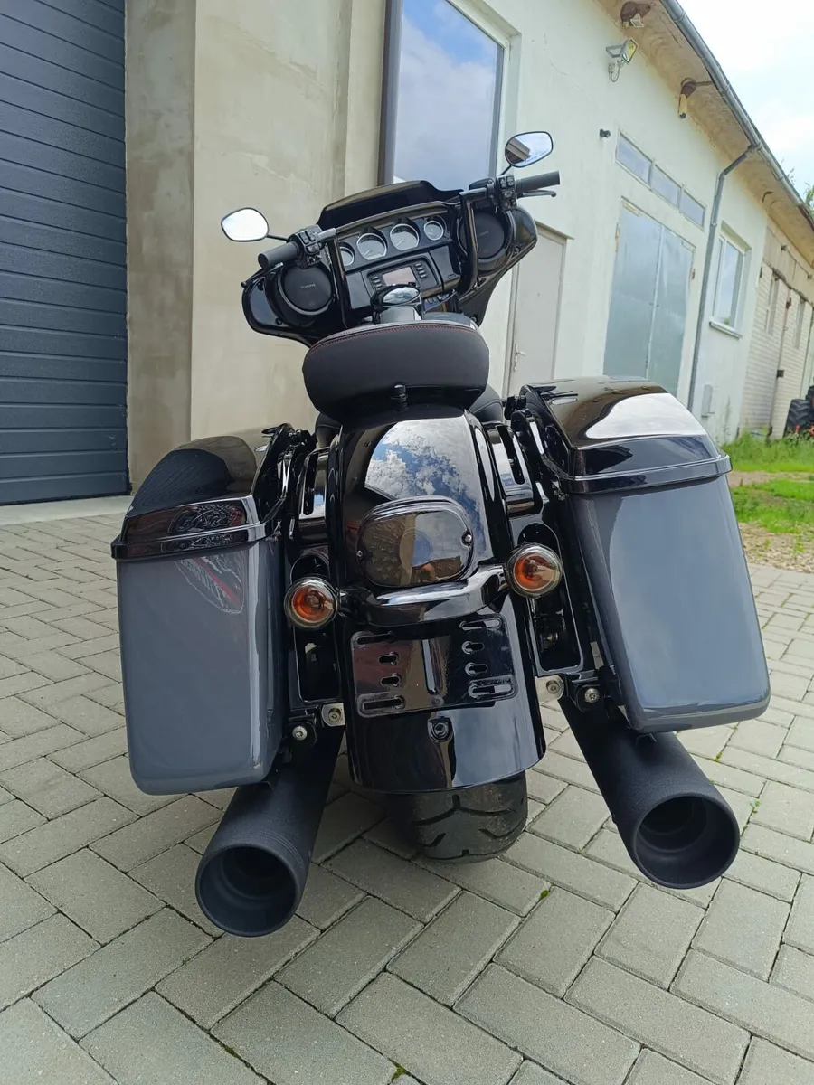 HARLEY DAVIDSON FLHX - Image 3