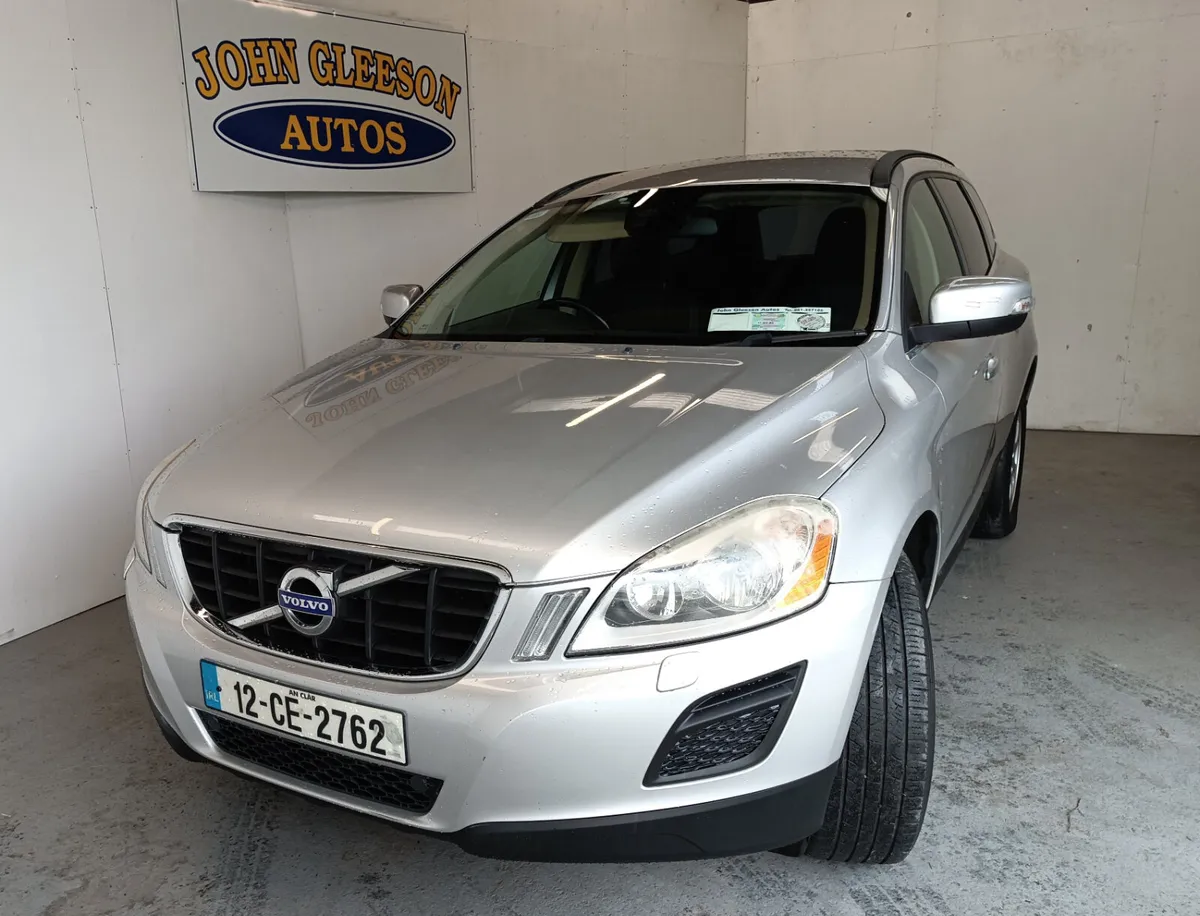 Volvo XC60 2012 - Image 2