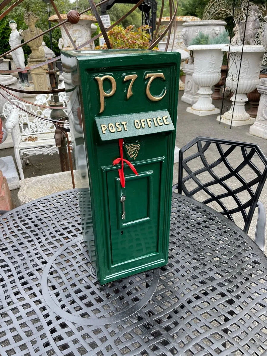 P&T Irish post box - Image 2