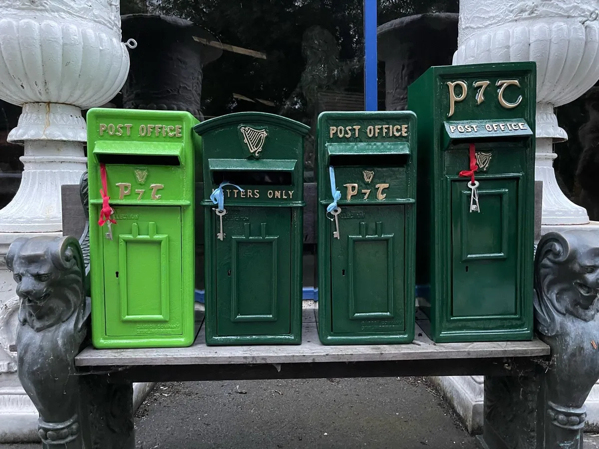 P&T Irish post box - Image 3