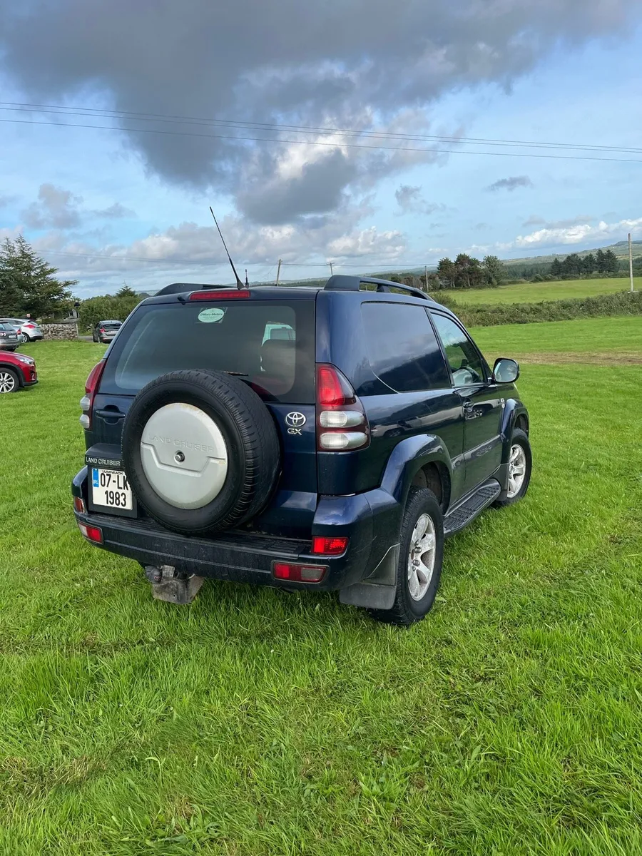 07 Landcruiser - Image 2