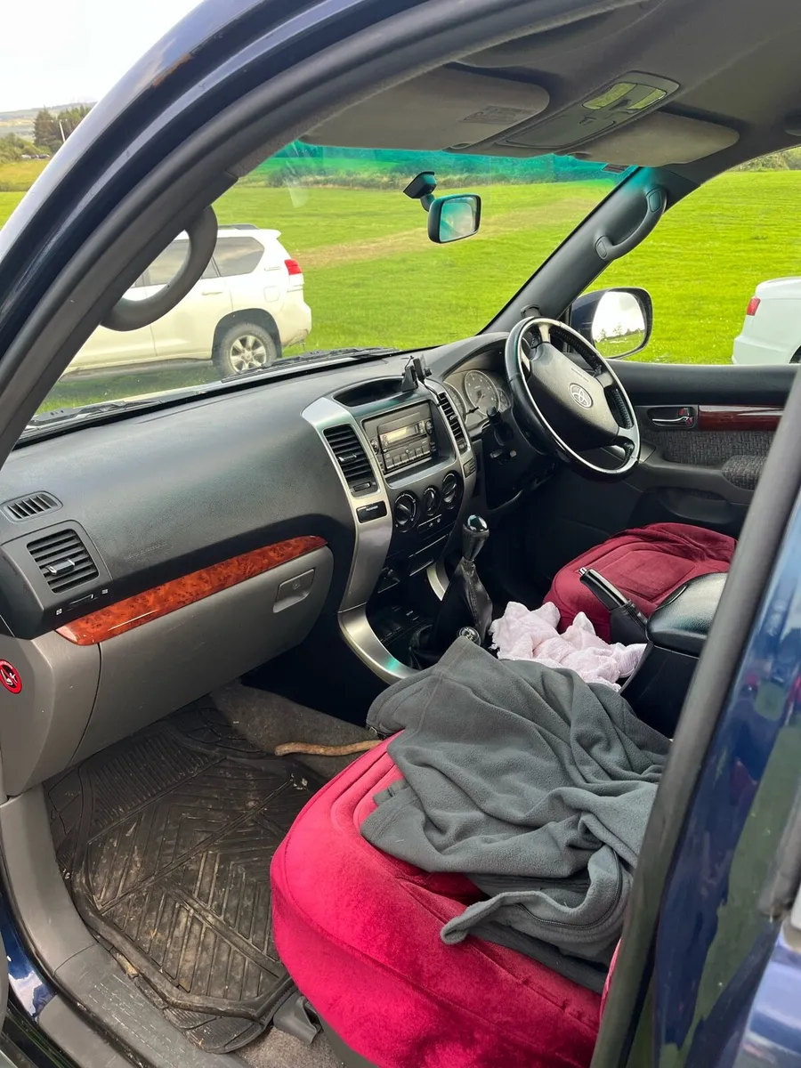 07 Landcruiser - Image 4