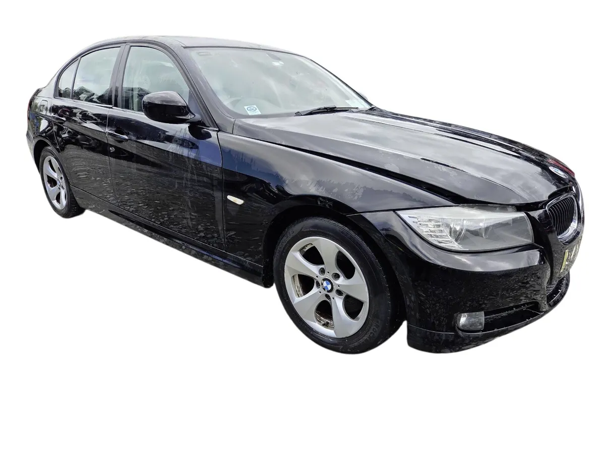 2011 BMW 3 SERIES For Breaking/Dismantling - Image 1