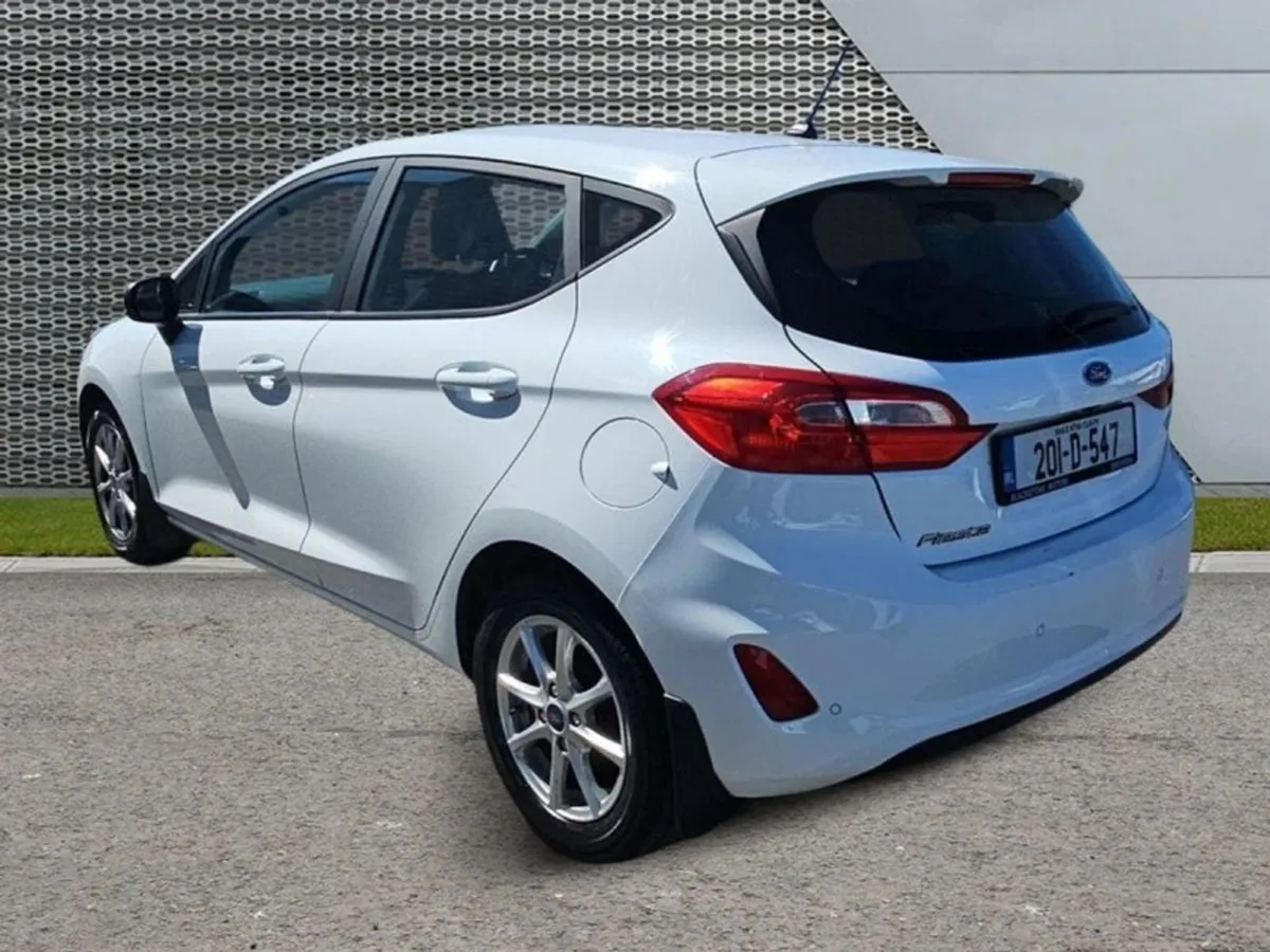 Ford Fiesta 1.0t Ecoboost 100 PS Titanium Auto - Image 3
