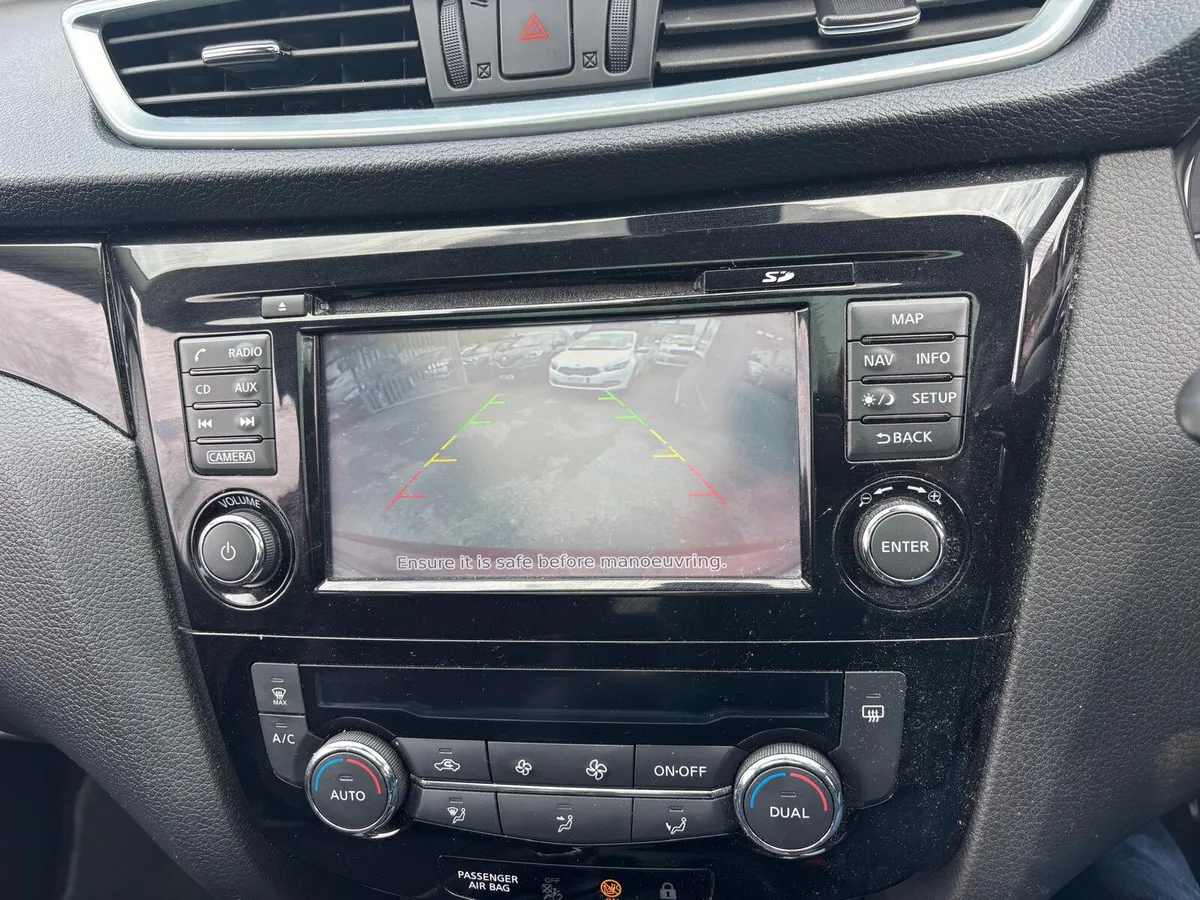 Nissan Qashqai 2018  1.2SV   PETROL   LOW  MILEAGE - Image 4