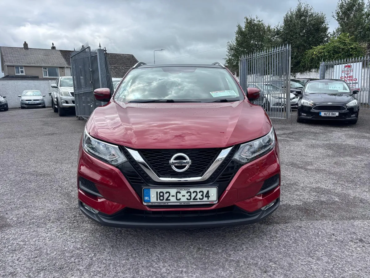 Nissan Qashqai 2018  1.2SV   PETROL   LOW  MILEAGE - Image 2