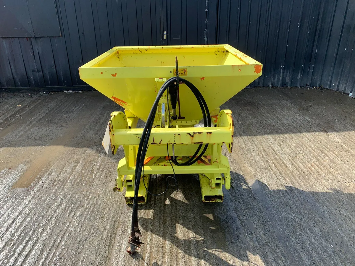 AMMANN Chip Spreader – Multi-Use Spreader for Chi - Image 3