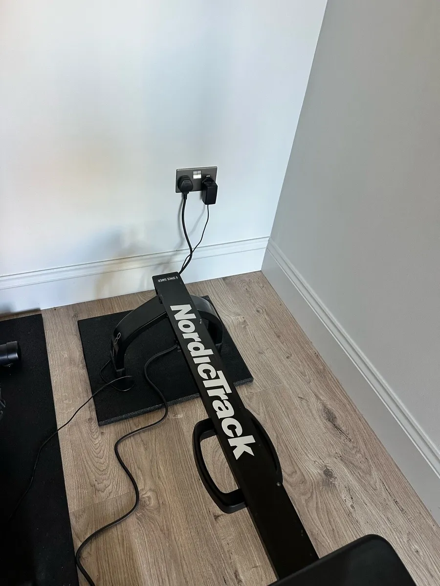 Rowing machine - Image 3