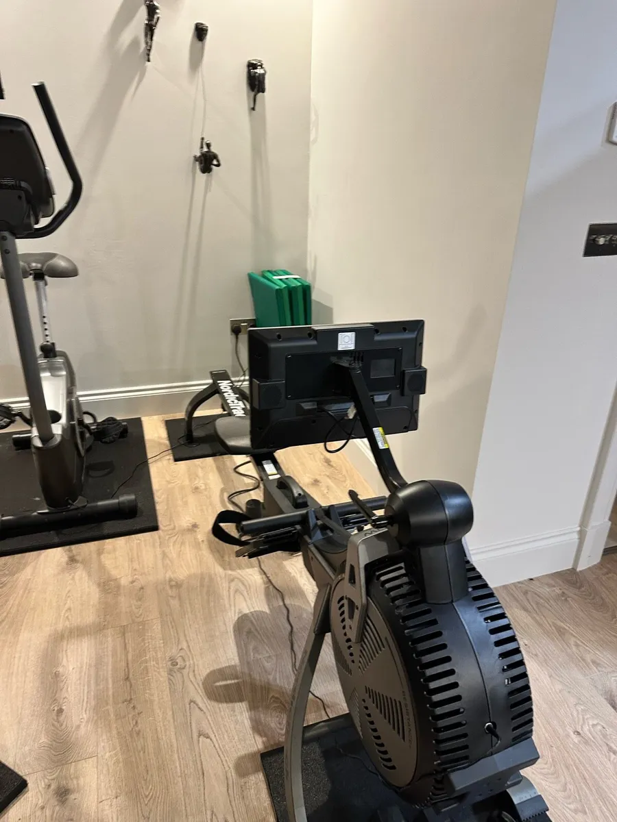 Rowing machine - Image 4