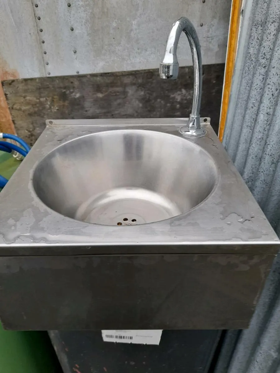 Sink Hand Wash Knee Operated - Image 3