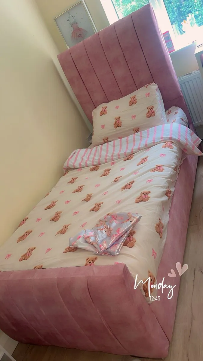 Single bed