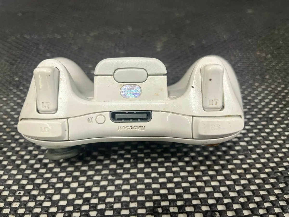 Xbox 360 Controller - Image 2