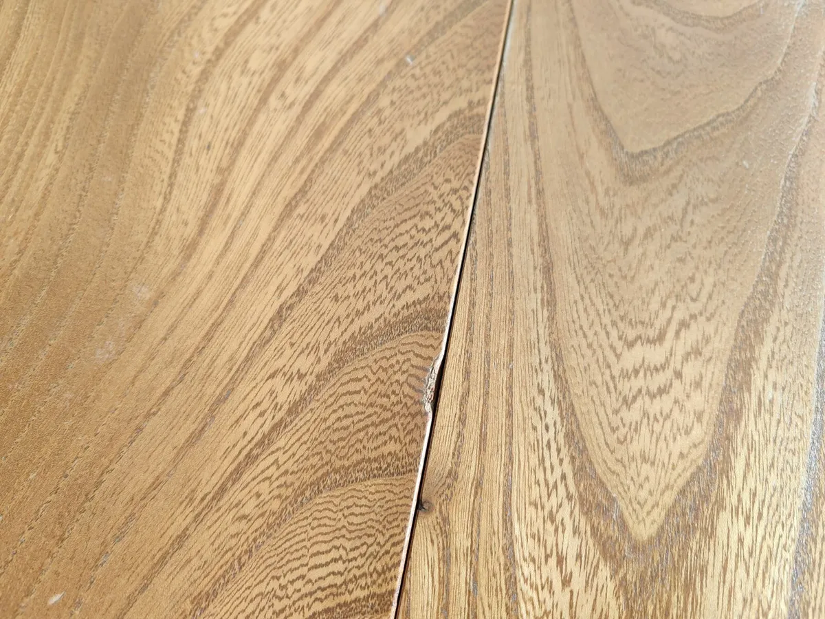 Kitchen table - Image 2