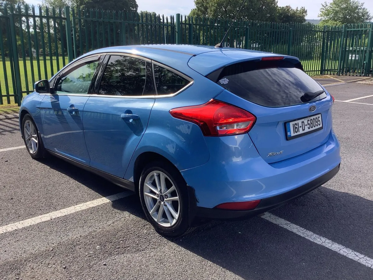 FORD FOCUS 1.6 ZETEC ‘ MINT COND/ FSH/ NCT’d 09/26 - Image 3