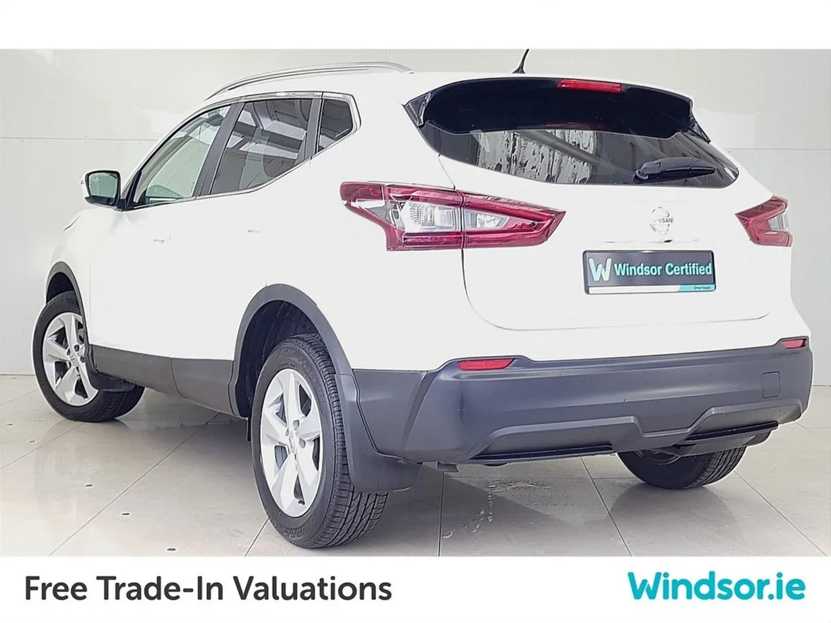 Nissan QASHQAI 1.2 PET SV CVT - Image 2