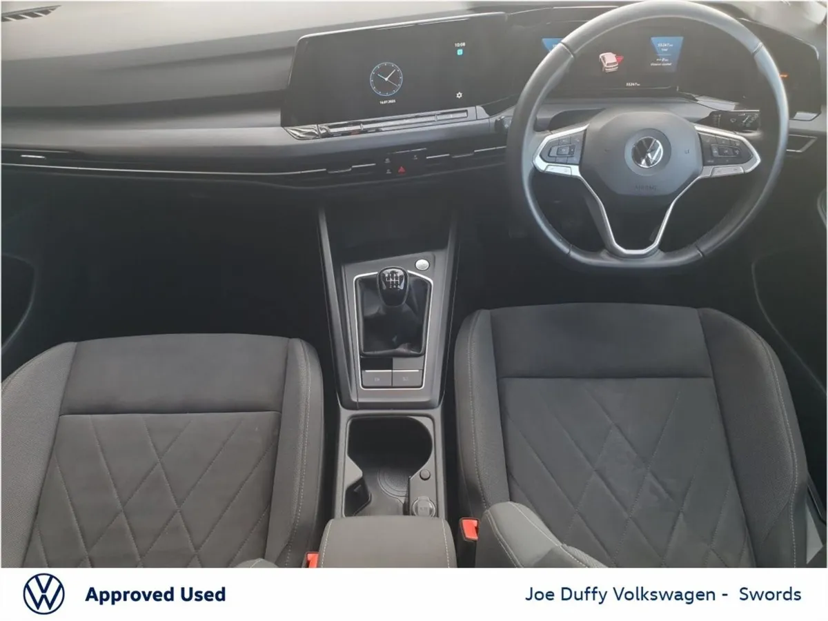 Volkswagen Golf 1.5 TSI 130HP Style - Image 3