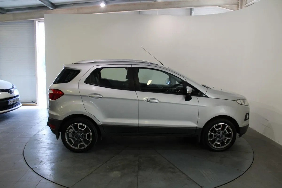 Ford EcoSport 1.5 Tdci Titanium - Image 3