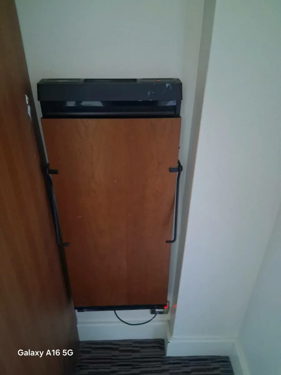 Trouser press - Image 1