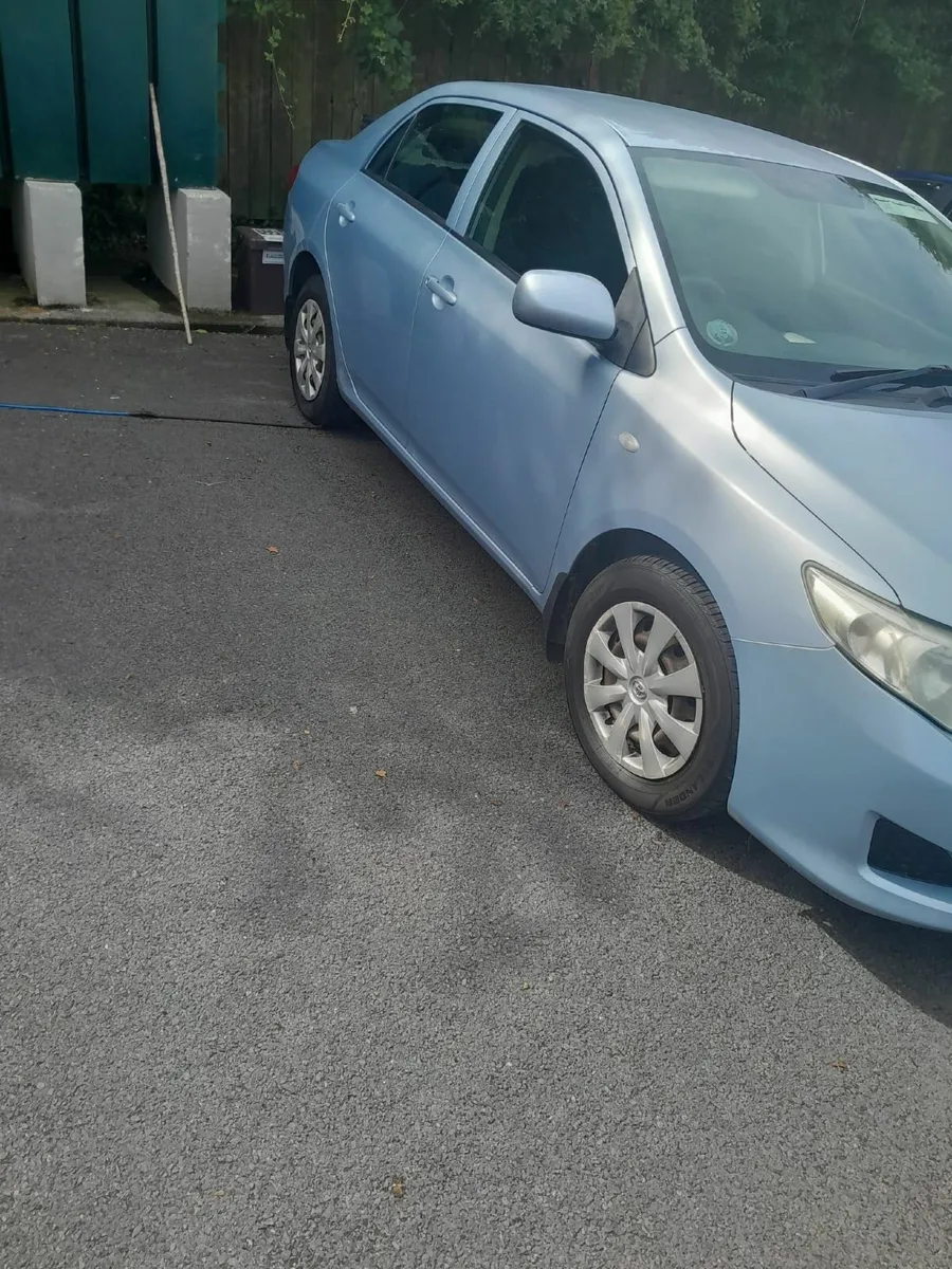 Toyota Corolla 2007 - Image 2
