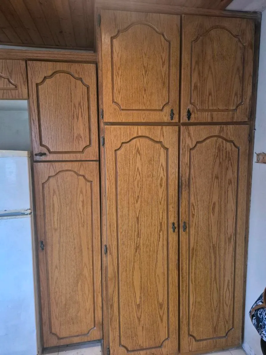 Large wooden Kitchen - Image 3