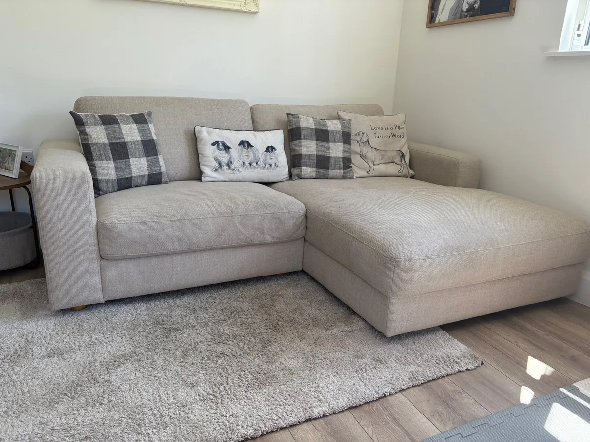 L-shaped sofa *perfect condition* - Image 2