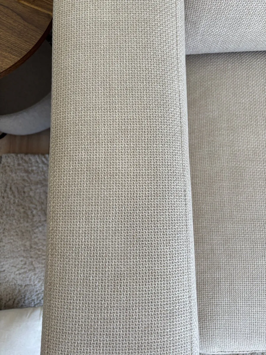 L-shaped sofa *perfect condition* - Image 4