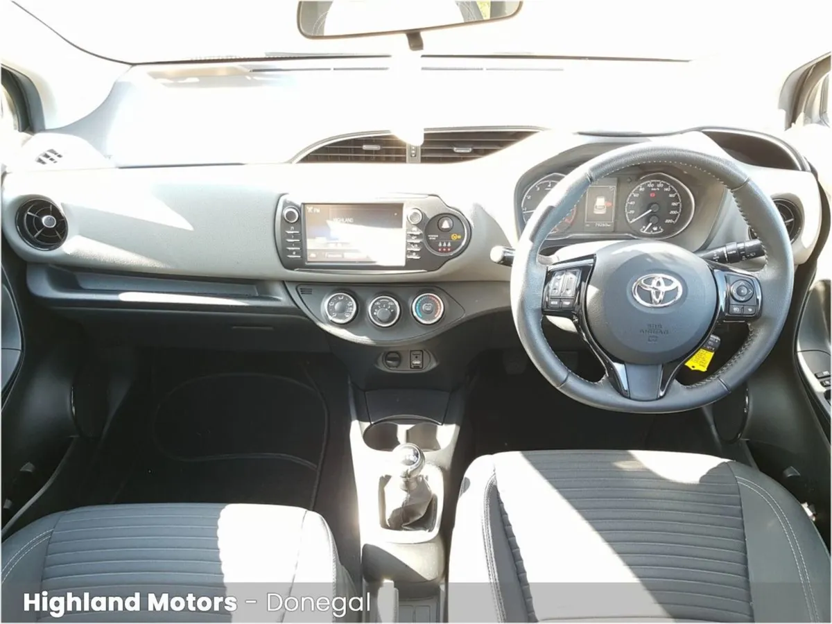 Toyota Yaris 1.0 Vvt-i 5Dr Luna - Image 2
