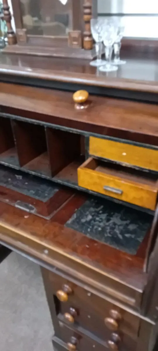 Victorian Mahogany Roll Top Office Desk - Image 3