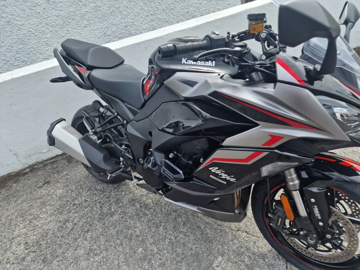 Z1000sx x2 @ Doyles Athlone - Image 3