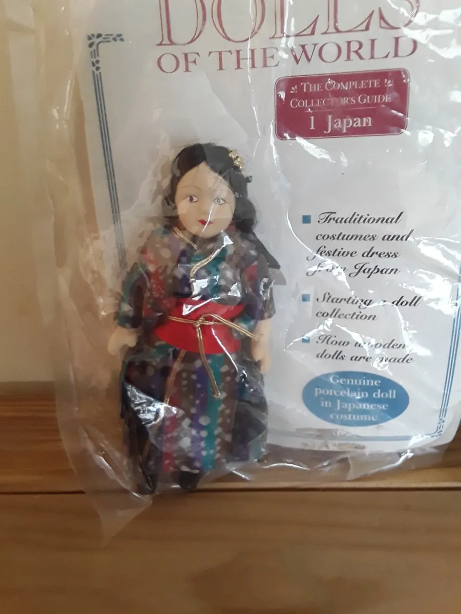 Collectible porcelain dolls different countries ne - Image 3