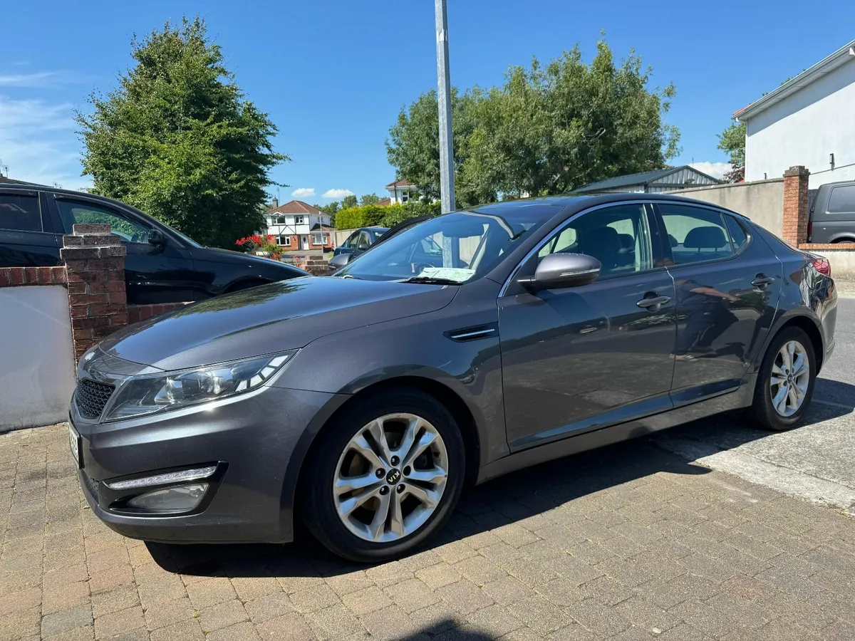 Kia Optima 2013 - Image 2