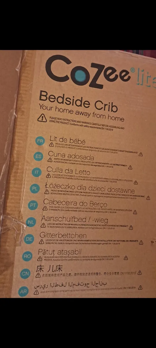 Tutti Bambini CoZee Lite Bedside Crib - Image 4