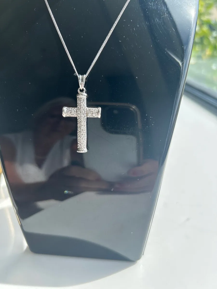 White diamond necklace - Image 1