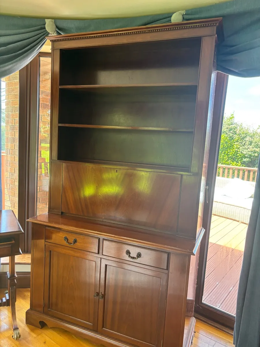 Mahogany display unit - Image 2