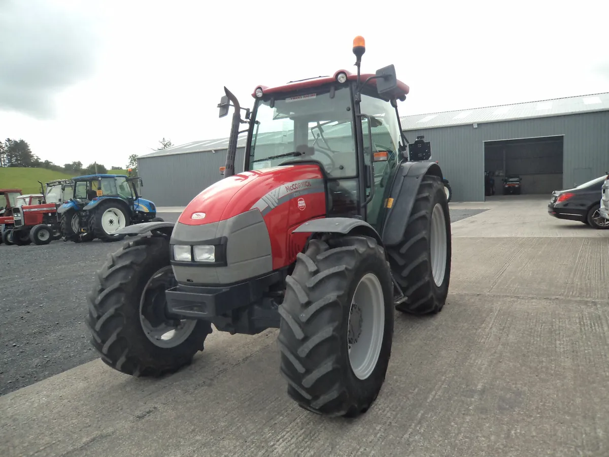 2008 Mc Cormick C85  Max - Image 4