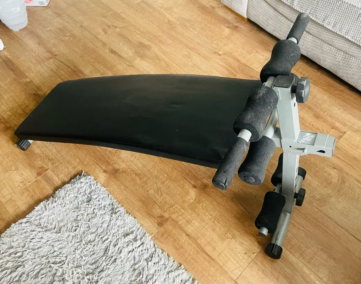 Crunch (abdominal) bench - Image 1