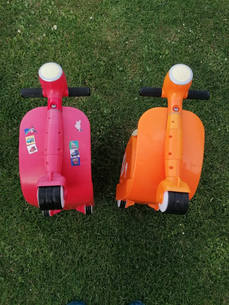 Skoot ride-on suitcases - Image 2
