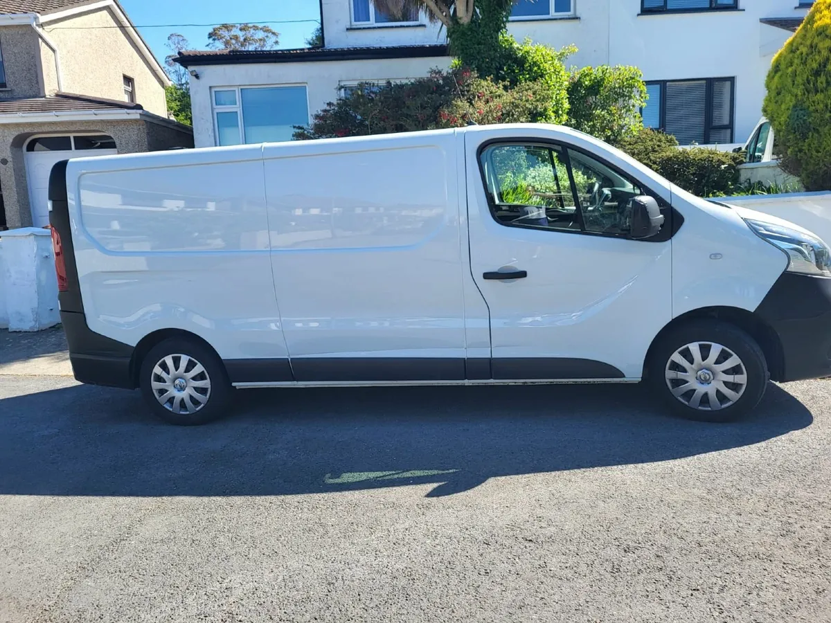 Nissan NV300 2019 - Image 1