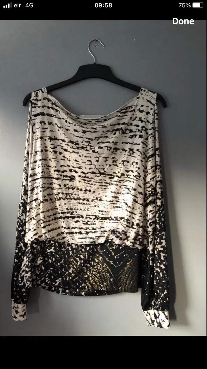 Ladies stunning designer top size 12 €15 - Image 2