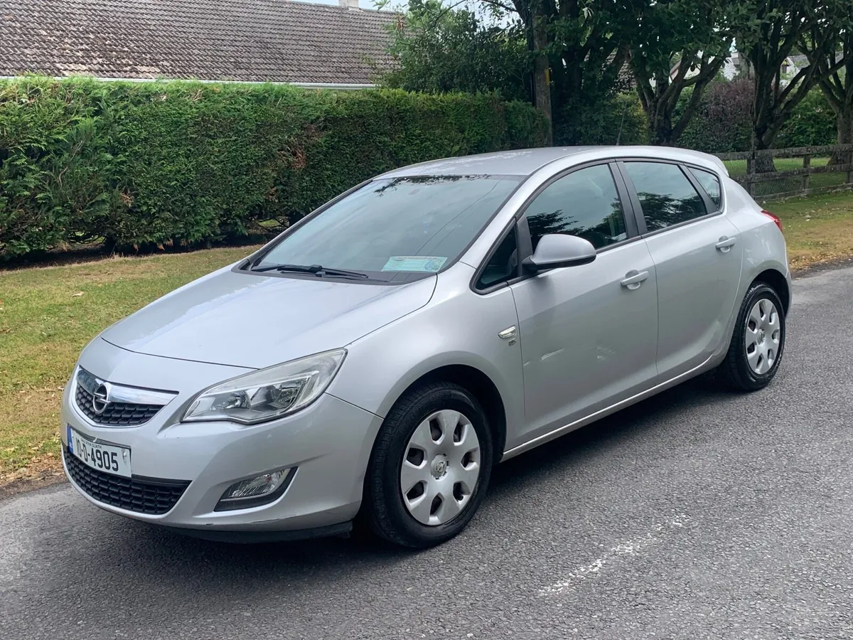 Opel Astra - Image 1