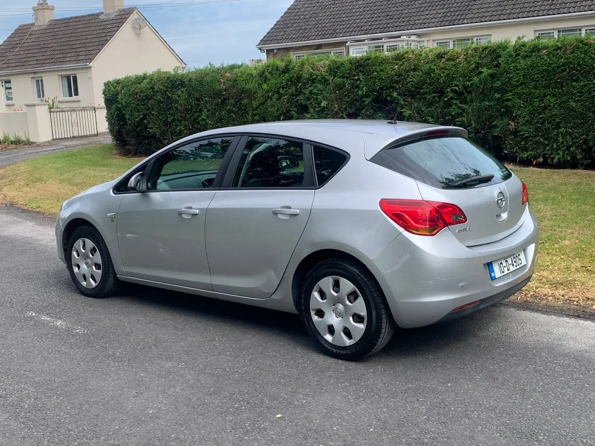 Opel Astra - Image 3