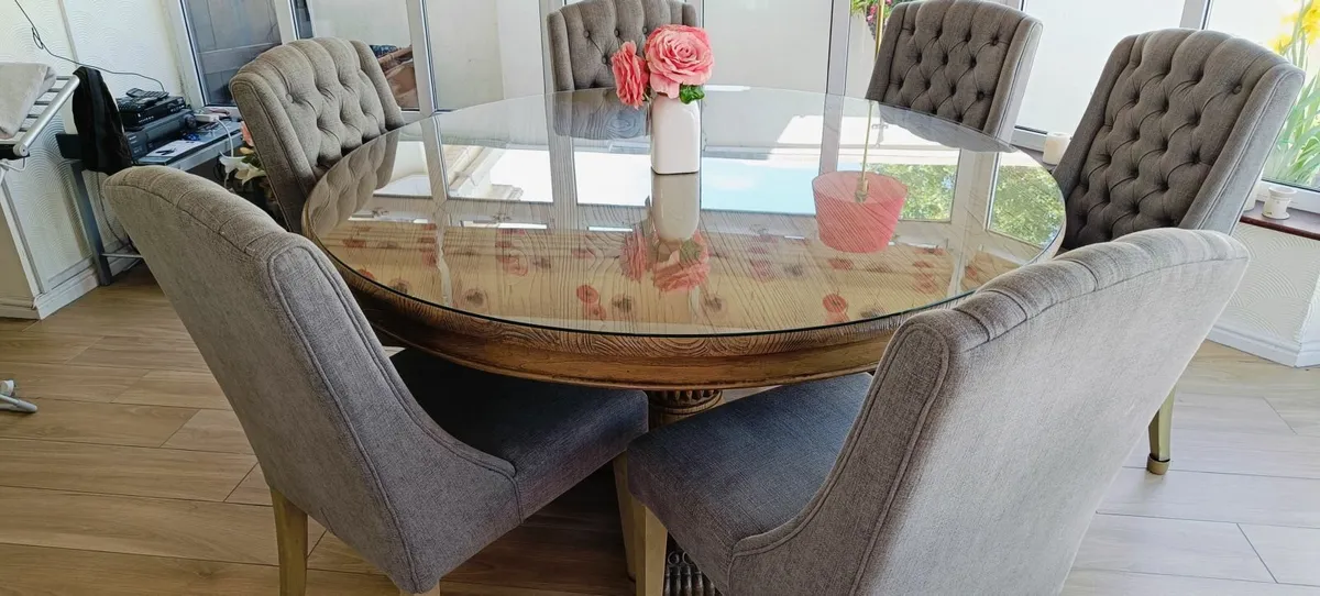 Dining chairs - Image 1