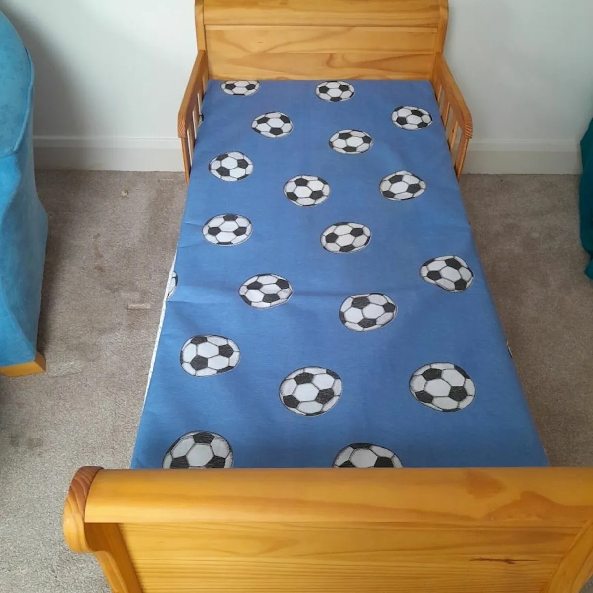 Single bed (small child) - Image 1