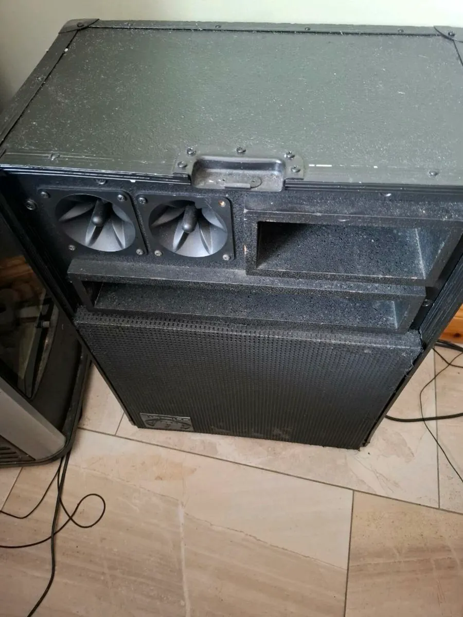 Amplifier speakers - Image 2